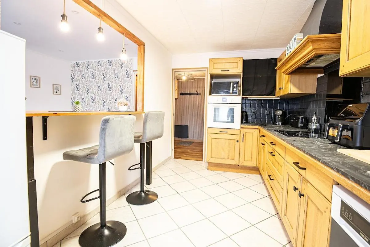T2 Centre De La Verpillière Apartamento