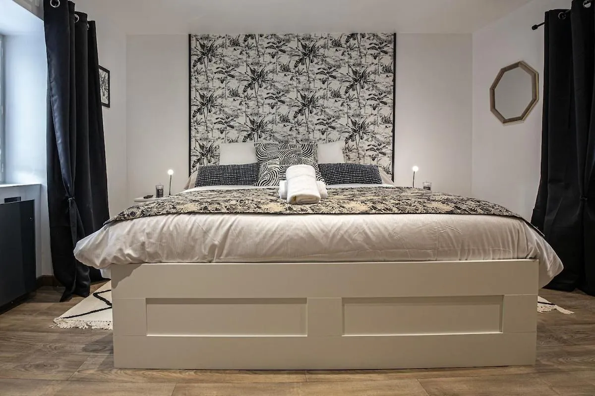 T2 Centre De La Verpillière Apartamento